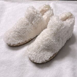 Copper Key Faux Shearling Slippers